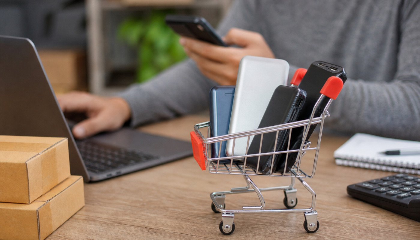 Baterías externas en el carrito: fenómeno creciente en el comercio electrónico moderno